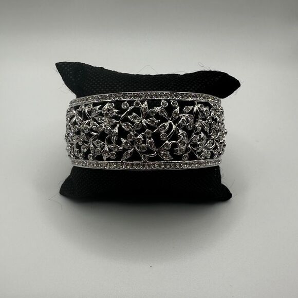 NWOT retired Nadri Scroll Cuff bracelet with Pave Crystals, Silver tone - Picture 5 of 6